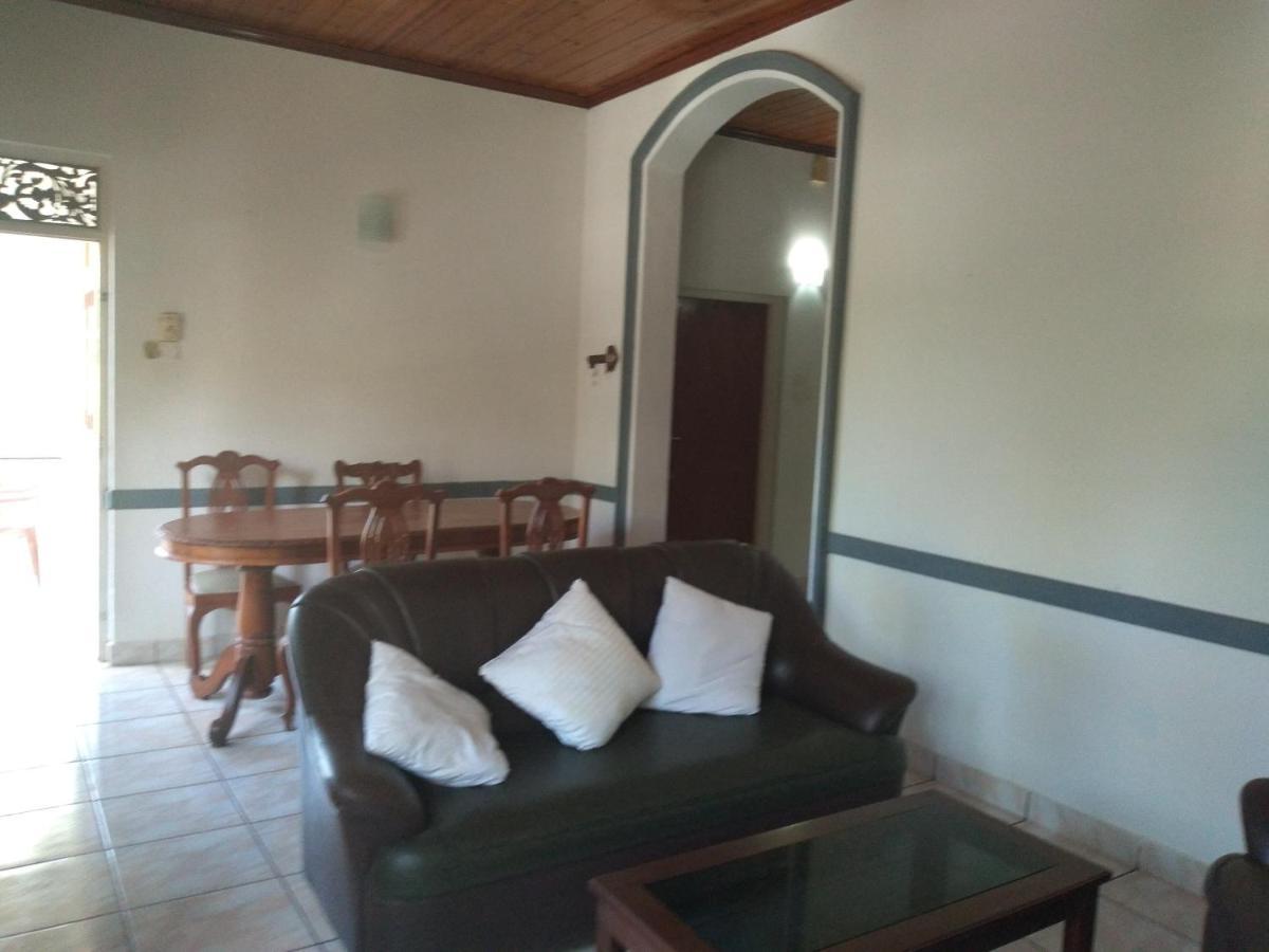 Vijai Resort Negombo Esterno foto
