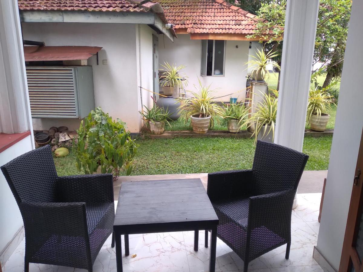 Vijai Resort Negombo Esterno foto