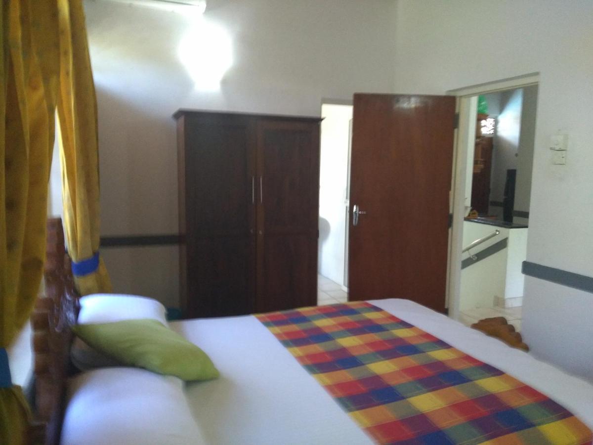 Vijai Resort Negombo Esterno foto