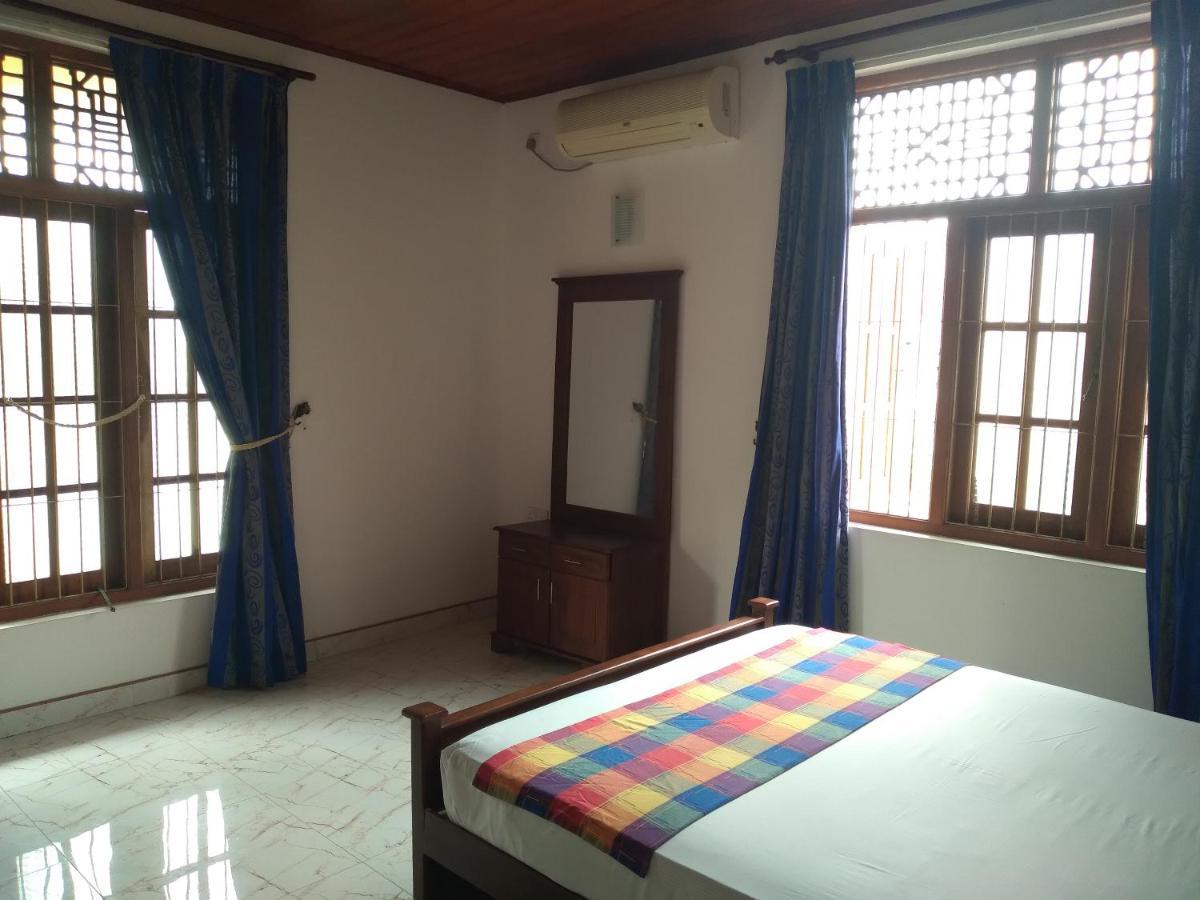 Vijai Resort Negombo Esterno foto