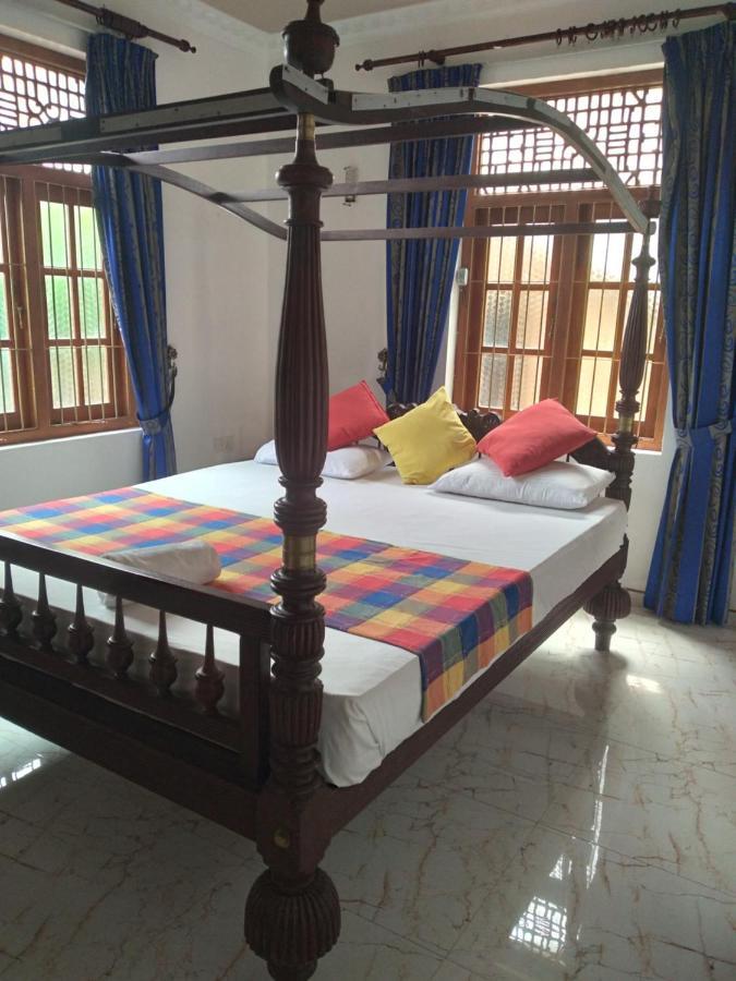 Vijai Resort Negombo Esterno foto