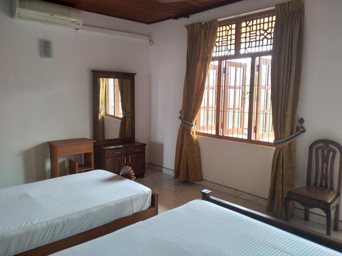 Vijai Resort Negombo Esterno foto