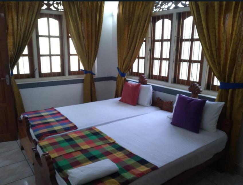 Vijai Resort Negombo Esterno foto